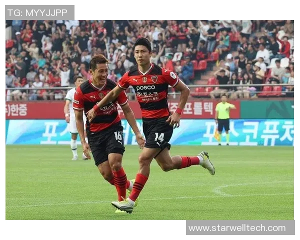 浦项制铁与光州的激烈对决揭示了韩国足球的竞争魅力与战术智慧
