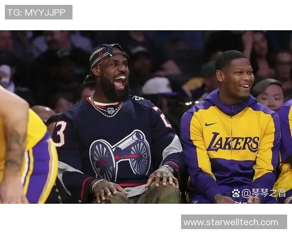 湖人火箭再度交锋球迷热议两队新阵容与战术变化